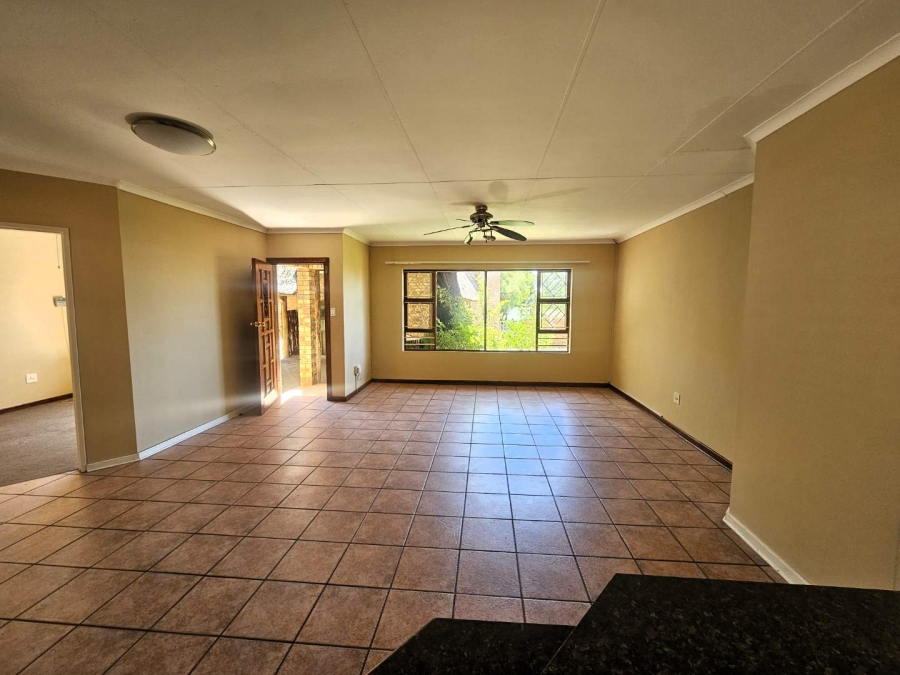 3 Bedroom Property for Sale in Pentagon Park Free State